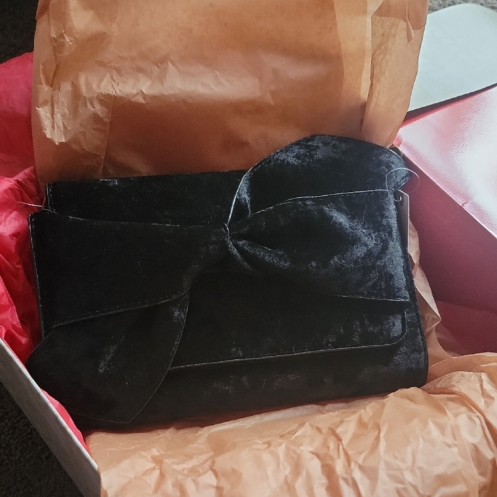 ANTHROPOLOGIE  Black Velvet Clutch
